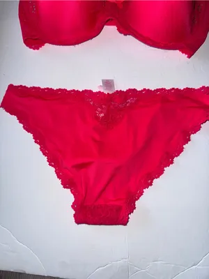 Victoria’s Secret Neon Coral Lace Push Up Bra 34DDD & Medium Panty NEW thumbnail 5