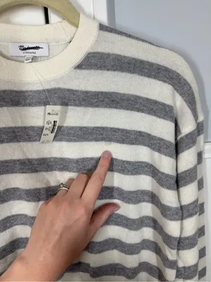 NWT Madewell Cashmere Crewneck Sweater in Ivory & Heather Grey Stripe size xxs thumbnail 4