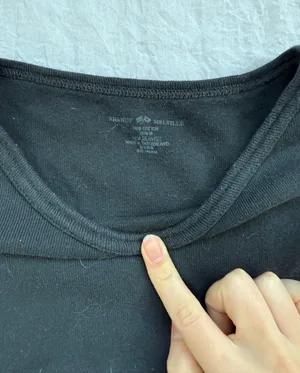 Brandy Melville cropped tee thumbnail 2