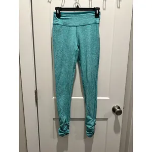 Womens Beyond Yoga Essential Back Gather Green Cropped Leggings Small Activewear thumbnail 5