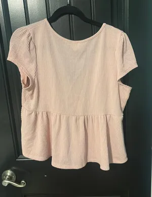 Francesca's pink top thumbnail 1