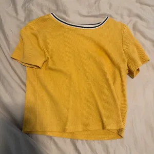 Hollister Top thumbnail 1