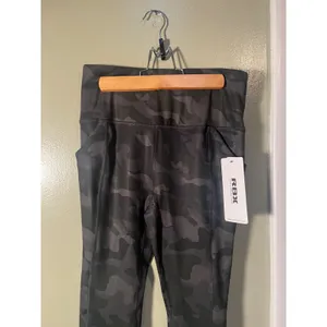 RBX Womens Size Small Full Length Legging Black Gray Camo Side Pockets High Rise thumbnail 6