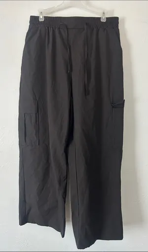 Amazon Wide Leg Cargo Pants - Black thumbnail 1
