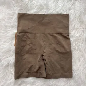 Skims Soft Smoothing Seamless Short Desert Size Small thumbnail 5
