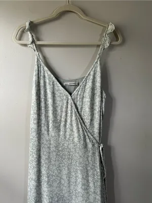 Abercrombie & Fitch Light Green Floral Wrap Midi Dress Flutter Strap Size XL thumbnail 2