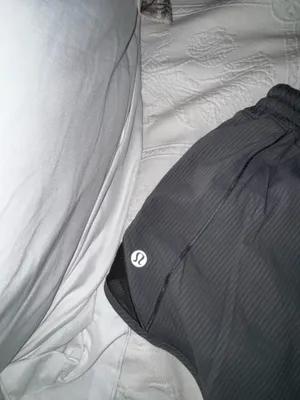Lululemon Shorts 2.5" thumbnail 3