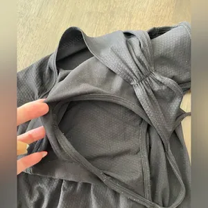 Lululemon No‎ Limit Tank Bra Top Size 4 Black thumbnail 7