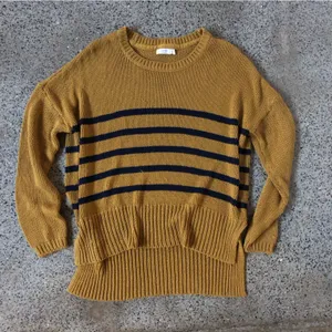 Francescas Sweater thumbnail 1