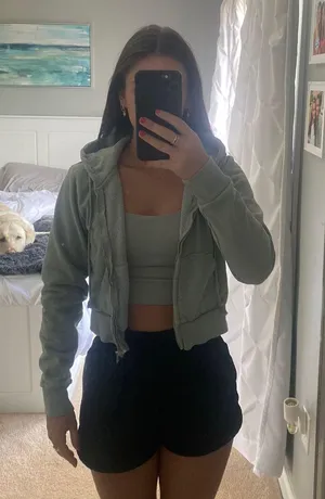 Brandy Melville Hoodie thumbnail 1