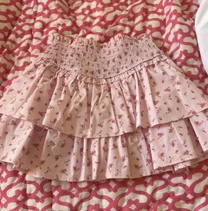 Wild Fable Never worn before target ruffle skirt with flowers on it thumbnail 1
