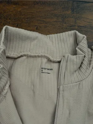Gilly Hicks Hollister Ribbed Zip Mock Neck Active Crop Top - Beige thumbnail 3