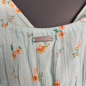 BILLABONG Cottage Core Light Blue Sleeveless Maxi Dress Women’s Sz XS EUC thumbnail 3