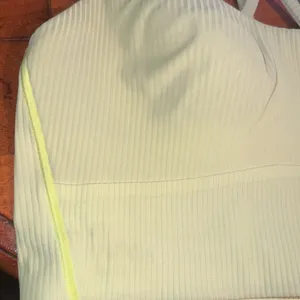 Lululemon sport bra size 6 thumbnail 4