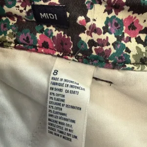 American Eagle Midi Stretch Denim Short Shorts Size 8 Floral Zip Button Cotton thumbnail 4