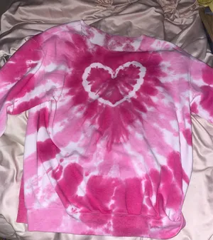 Urban outfitters tie die heart Crewneck thumbnail 1