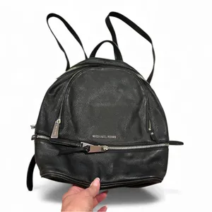Michael Kors Rhea BLACK PEBBLE Leather Casual Backpack Goldtone Details thumbnail 2