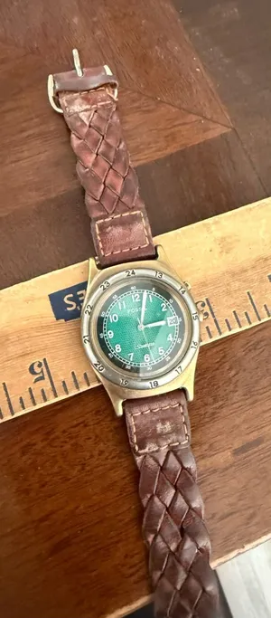 Fossil Watch Needs Batteries thumbnail 1