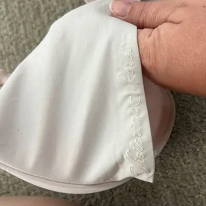 Victoria's Secret Soft Pink Bra thumbnail 5