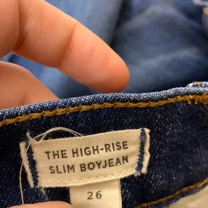 Madewell The High-Rise Slim Boyjean in Medium Blue Wash Style‎ s 26 thumbnail 3