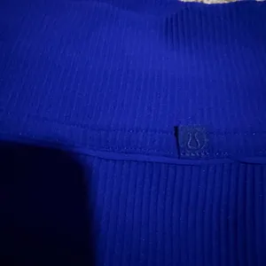 Lululemon athletica energy bra blue ribbed $78 limited edition active 8 workout thumbnail 7