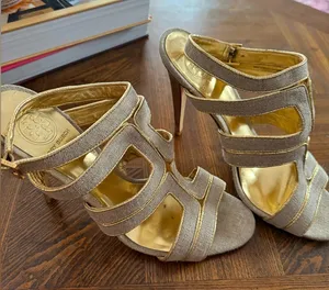 Tory Burch Metallic Gold and Tan Heels 10 1/5 thumbnail 1