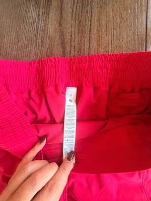 Lululemon Hotty Hot Shorts 2.5" thumbnail 2