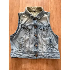 American Eagle Outfitters Light Wash Distressed Denim Y2K Vest Women L Blue thumbnail 2
