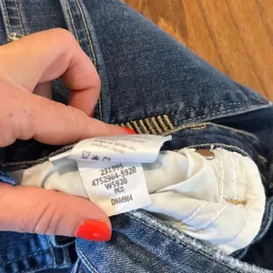Paige skyline skinny crop mid rise dark wash 27 thumbnail 9