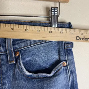 Levis Wedgie Jeans Womens 28 Blue High Rise Straight Leg Button Fly Denim thumbnail 6