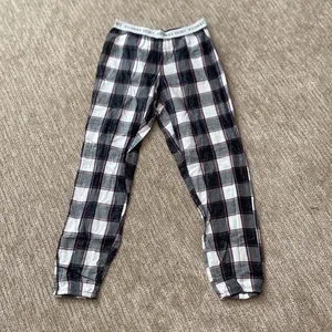 Victoria's Secret Plaid Pajama Pants thumbnail 2