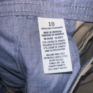 American Eagle tan boot cut lightweight 10 short slacks thumbnail 2