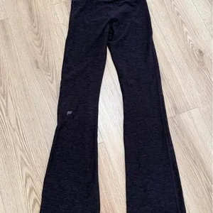 Fabletics Brown Heathered Flare Yoga Pants XS Bootcut Leggings‎ thumbnail 2