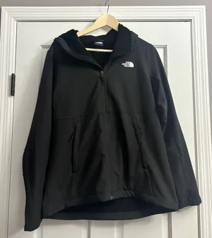 North Face Wind Wall Jacket  thumbnail 2