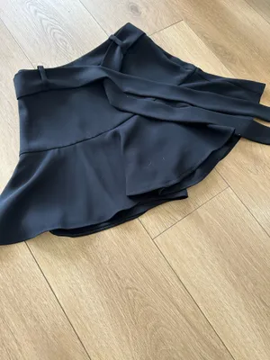 Zara Black Ruffle Tie-Waist Mini Skort thumbnail 2