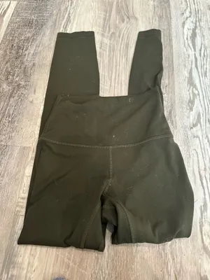Lululemon thumbnail 1