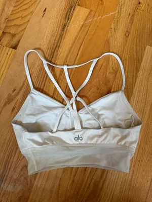 Alo Yoga Sports Bra thumbnail 3