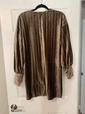 Love Riche Velvet Knee Length Long Sleeve Dress With Gold Detail thumbnail 2