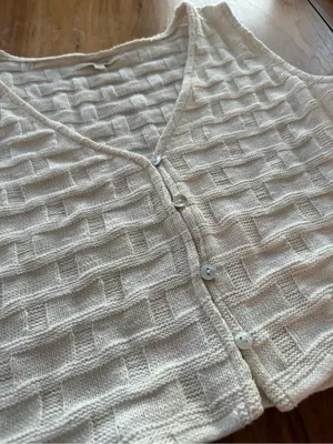 Madewell White Textured V-Neck Button Front Tank thumbnail 3