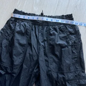 Old Navy Quick Dry Nylon Pants Womens Small Black Drawstring Waist thumbnail 5