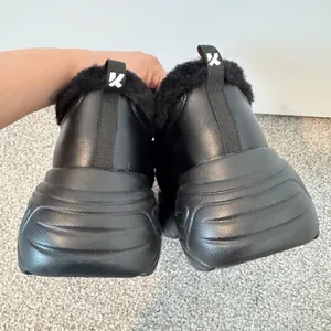 Koi Fur Trim Sneakers Size 8 Black Faux Leather New Whimsigoth Fairy Grunge Punk thumbnail 5