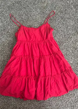Boutique dress thumbnail 1