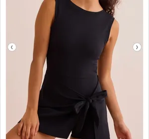 athletic dress Green Size M thumbnail 1