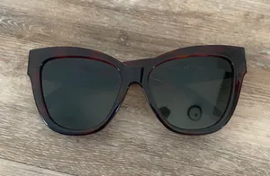 Le Specs La Vacanze Sunglasses thumbnail 1