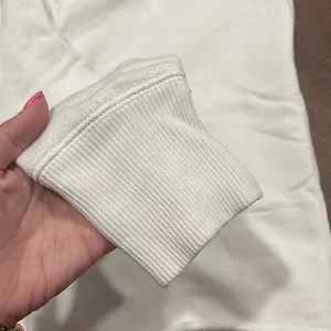 White Aerie cropped sweater thumbnail 6