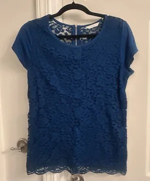 New York & Company Women’s Dark Green Floral Lace Top Short Sleeve Size M thumbnail 1