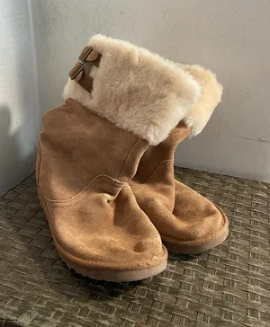 Womens Ugg boots 6 read desc thumbnail 1