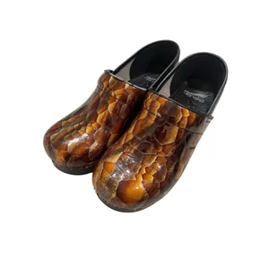Dansko Tiger's Eye Professional Clogs Size 38 Patent Leather Finish Casual Brown thumbnail 2