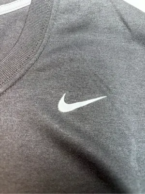 Nike Dri-Fit Women’s Iowa Hawkeyes Baseball Rhinestone Tee Black Sz S NWOT thumbnail 2