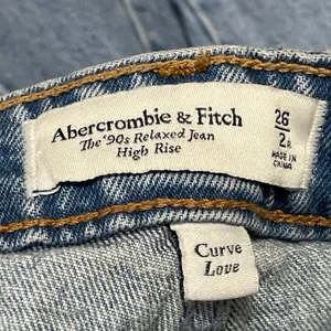 Abercrombie & Fitch The 90s Relaxed High Rise Blue Straight Denim Jeans Size 26 thumbnail 4